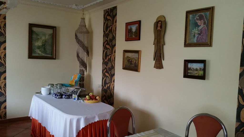 Pensjonat U Janiny Boleslawiec Boleslawiec  Bagian luar foto